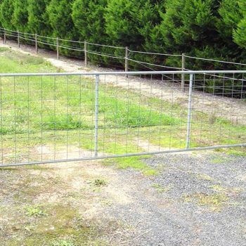gate infill mesh